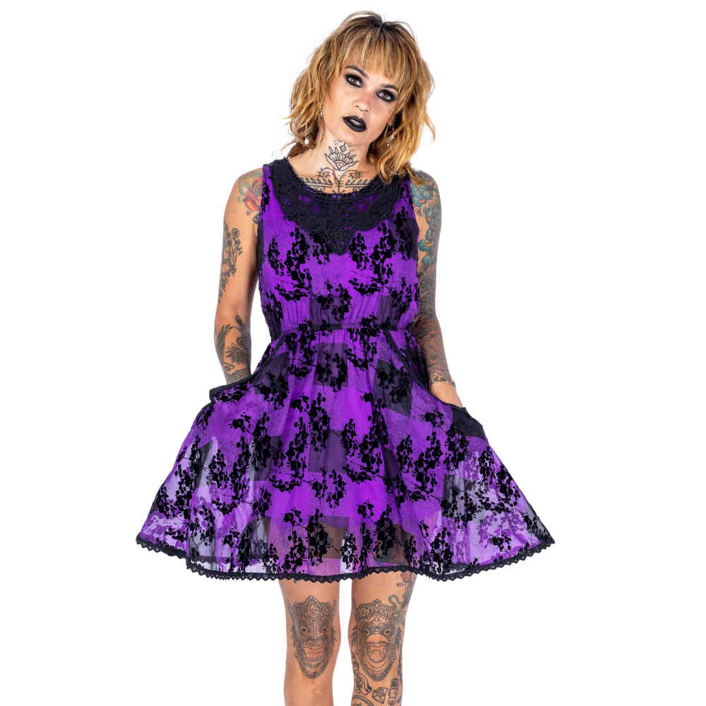 Innocent Lifestyle - Ilsa Robe courte - Violet